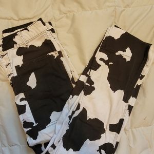 $10 off $60 ⭐️ Urban outfitters cow print jeans